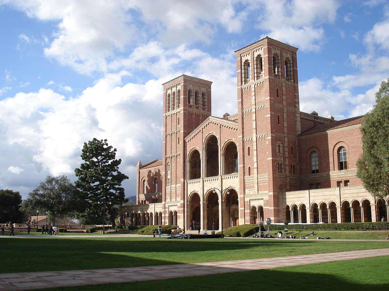 The exterior of Royce Hall is featured at UCLA.