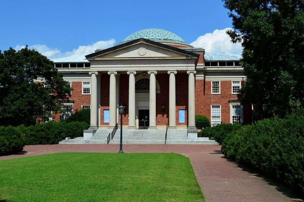 UNC has released its essay prompts for applicants to the Class of 2029.